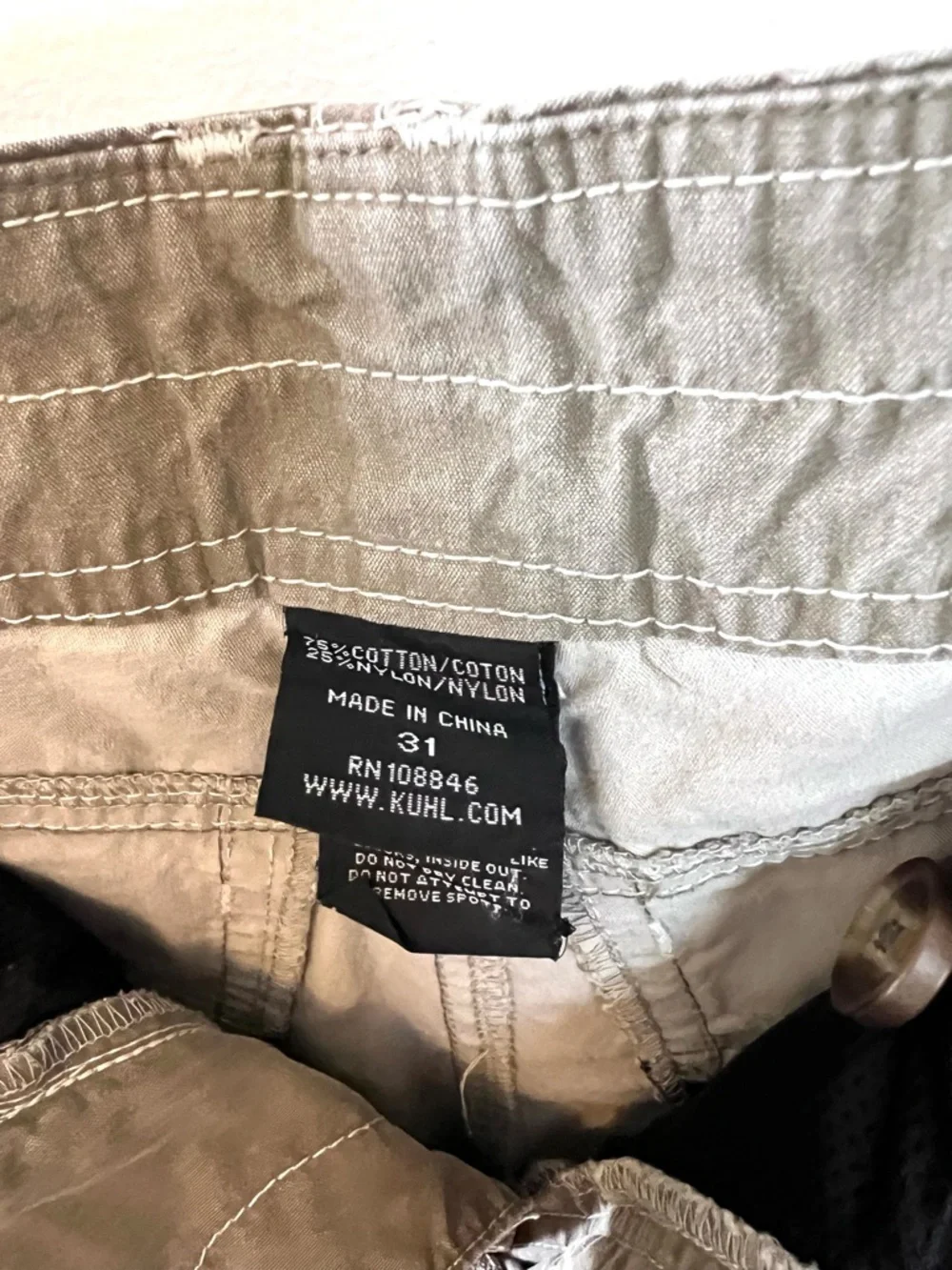 Kuhl Men's Tan Cargo Shorts - Casual Utility Style - Picture 4 of 5